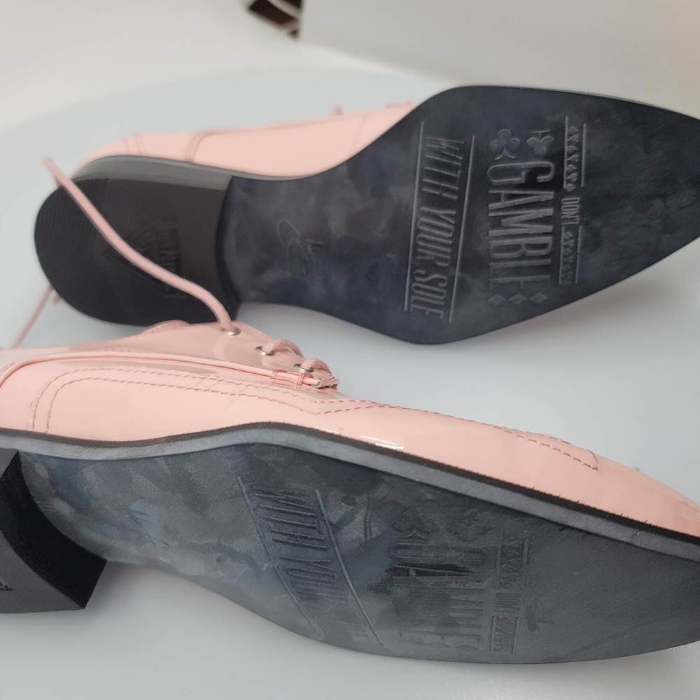 Fluevog Modvog BNIB (Never Worn).  Size 7W/5M. Patent pink. - Picture 2 of 4
